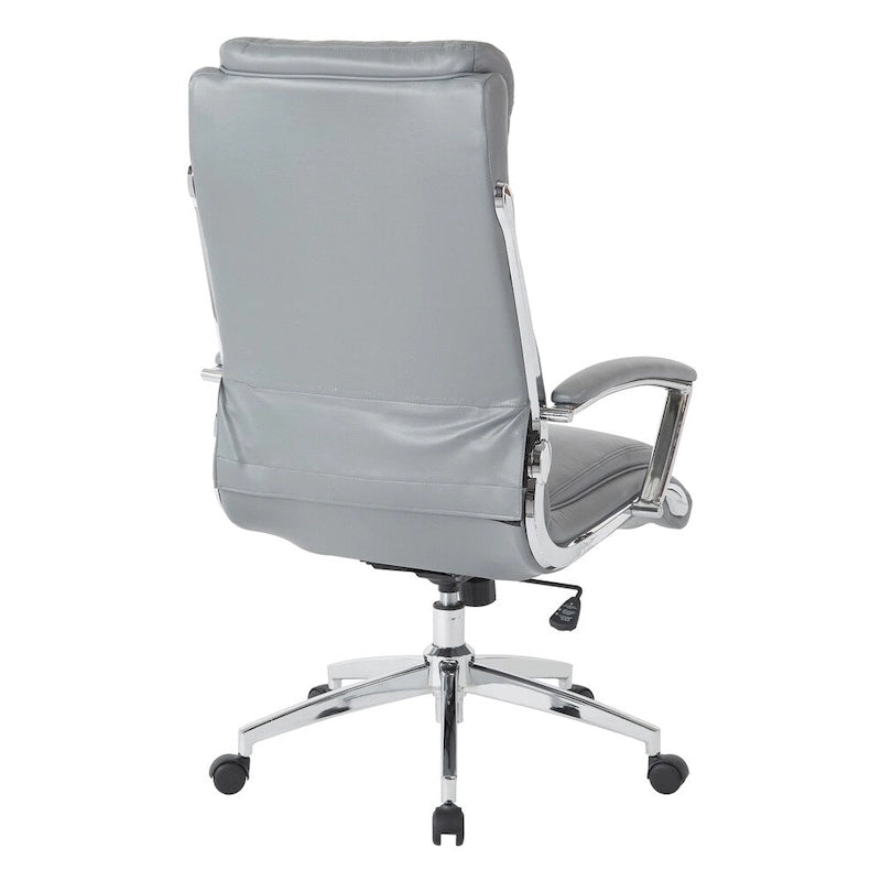 Sillón ejecutivo de oficina con respaldo alto y piel sintética